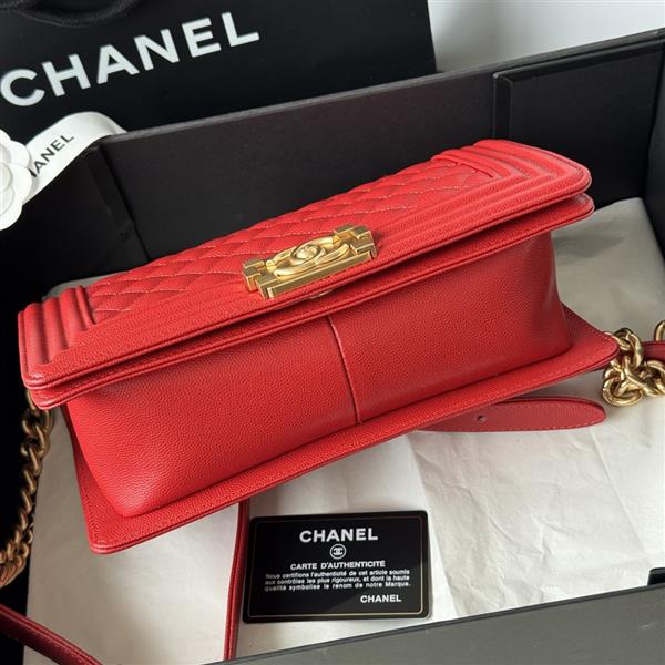 2026127214240846 700